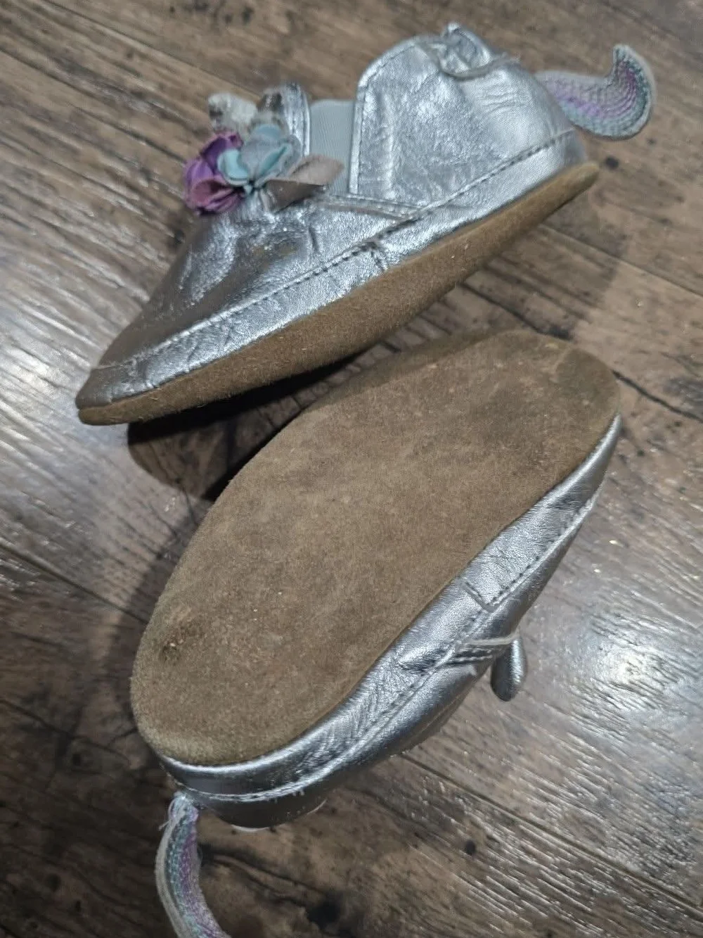 Source Unknown Silver Kids Slip-On Shoes with Pink & Purple Floral Accents